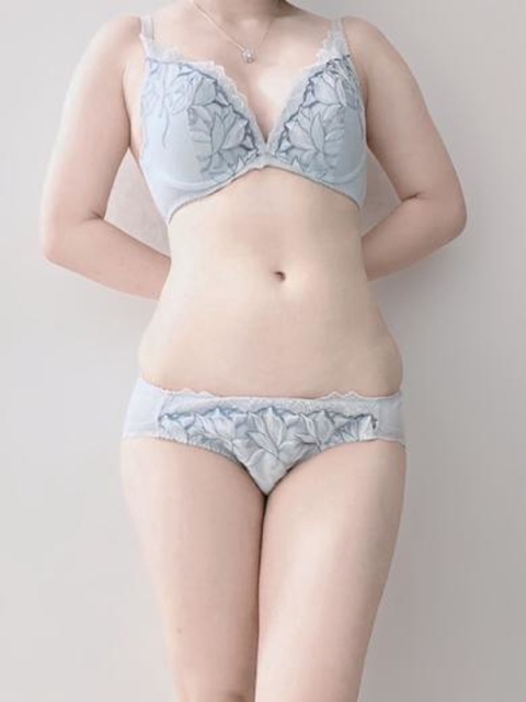 ミィ【小柄ドMでイラマ無料♪】3