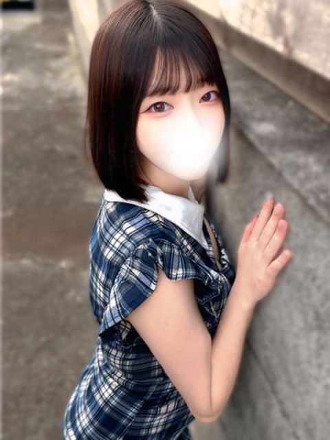 ユニ【ドM現役ロリナース♥】4