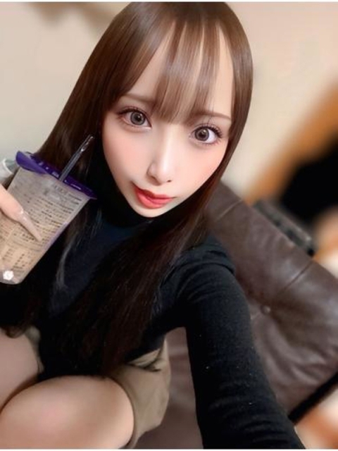 アルナ【動画撮影大好き小柄女子】2