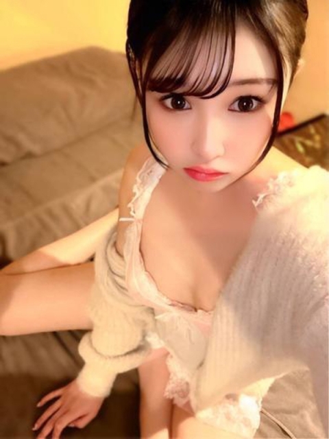 ハルナ【マッサージ無料黒髪清楚】3