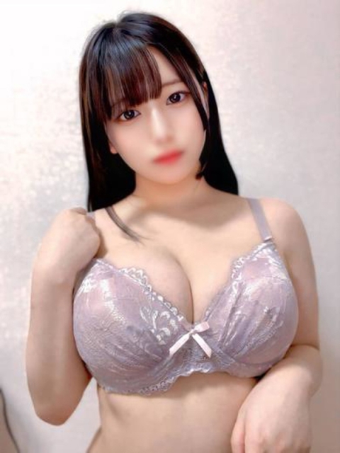 モネ【Hカップ×顔あり動画】3