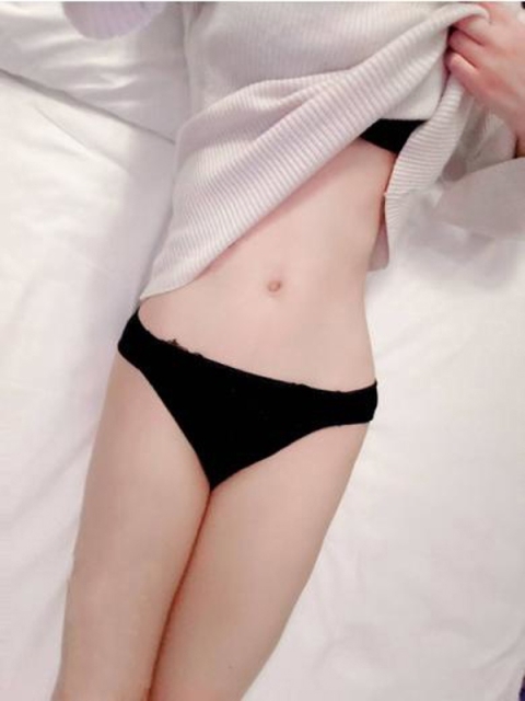 コト【癒し系の美脚美女♪】5