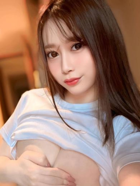 リボン【色白E乳天然美女♡】4