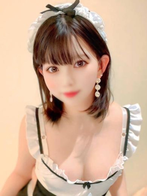 ユリ【E乳✖スケベ✖神接客】4