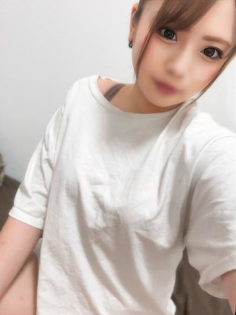 アイカ【電マ大好きドM美少女♥】4