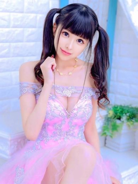 シャネル【細身Fカップアニメ声】2