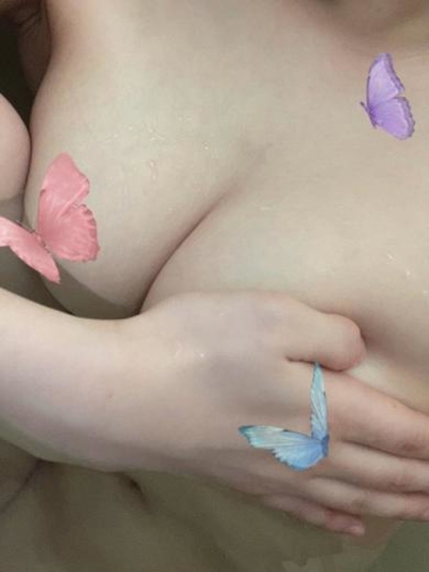 アクア【F乳✖パイパン女子♡】5