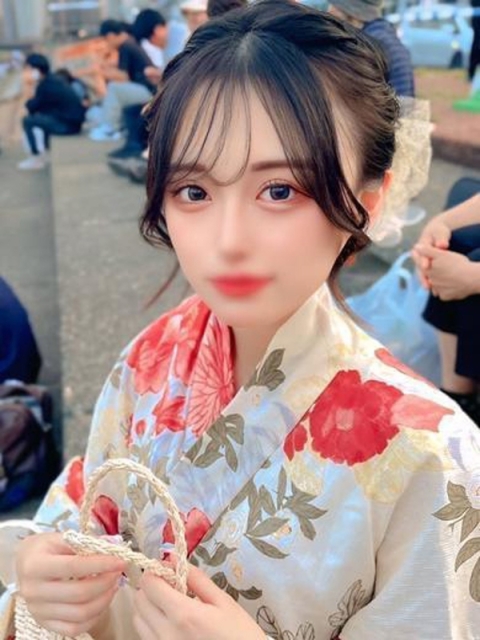 スミレ【G乳・激エロ美女】2