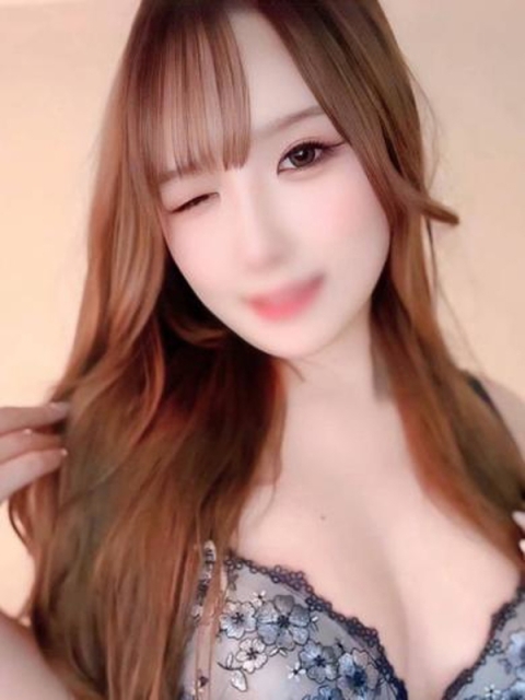 アンナ【H乳の高ビジュ美女♥】3