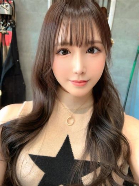 マリナ【3P可能のスケベ美女♥】2