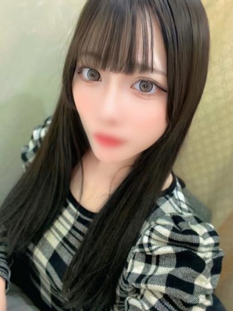 モナ【クンニ大好きスレンダー娘】3