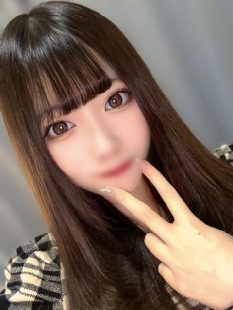 モナ【クンニ大好きスレンダー娘】4