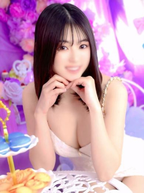 キョン【🔰業界初心者で清楚系】5