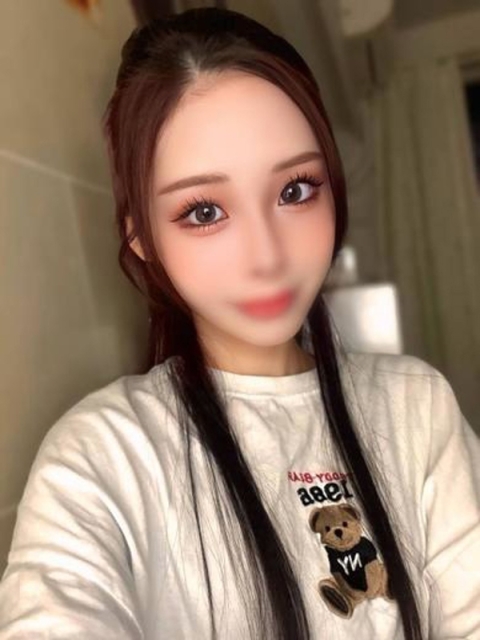 富山CLUB CHELSEA（クラブ チェルシー） ミナミ【色気抜群の超絶美人】