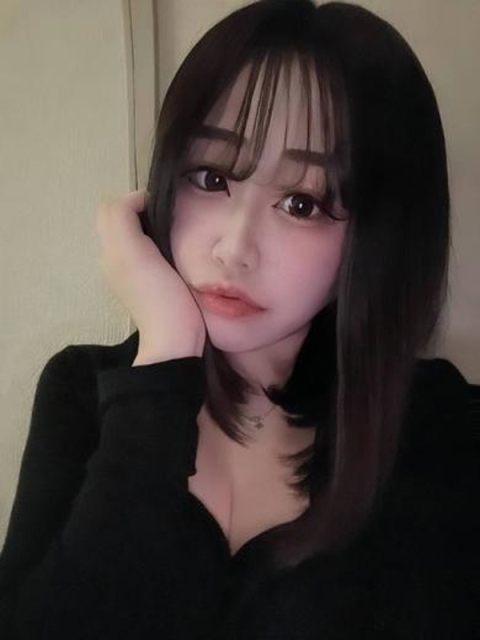 富山CLUB CHELSEA（クラブ チェルシー） ツキ【両3POK・合法ロリ】