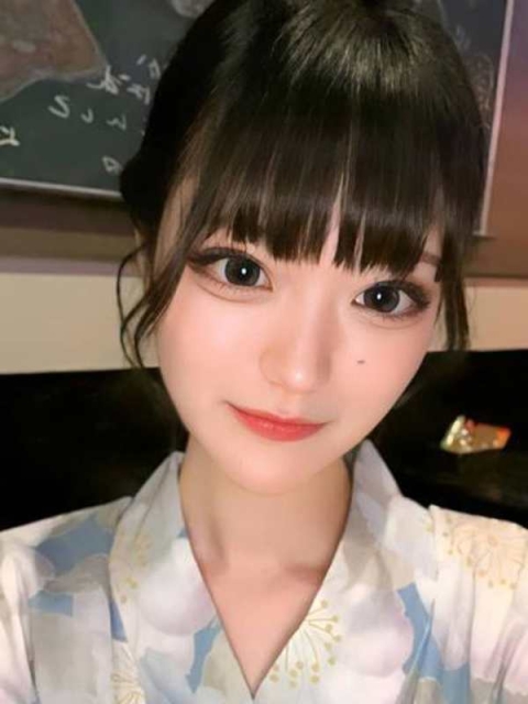 富山CLUB CHELSEA（クラブ チェルシー） モモネ【両３P可能✨初心者美女】